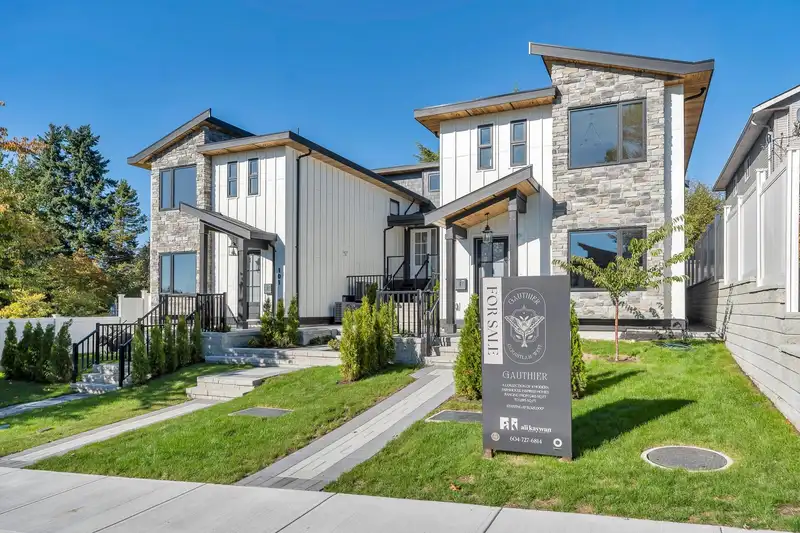 103 743 GAUTHIER AVENUE - photo 4 of 40