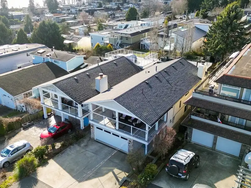 965 KEIL STREET - photo 2 of 37