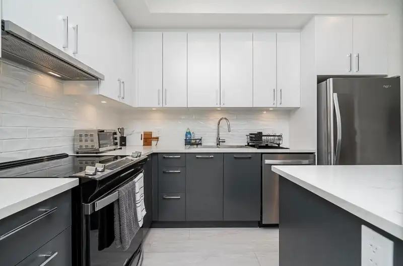B110 20834 80 AVENUE - photo 3 of 29