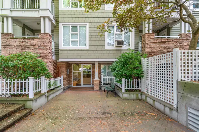 105 988 W 54TH AVENUE - photo 1 of 26