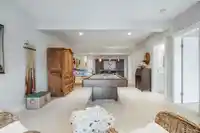 47 7138 210 STREET - thumbnail 32