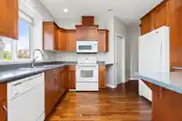 6843 SHEFFIELD WAY - thumbnail 9
