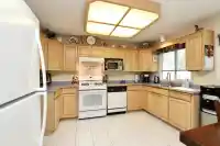 16524 84A AVENUE - thumbnail 3