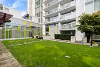 102 6700 DUNBLANE AVENUE - thumbnail 39