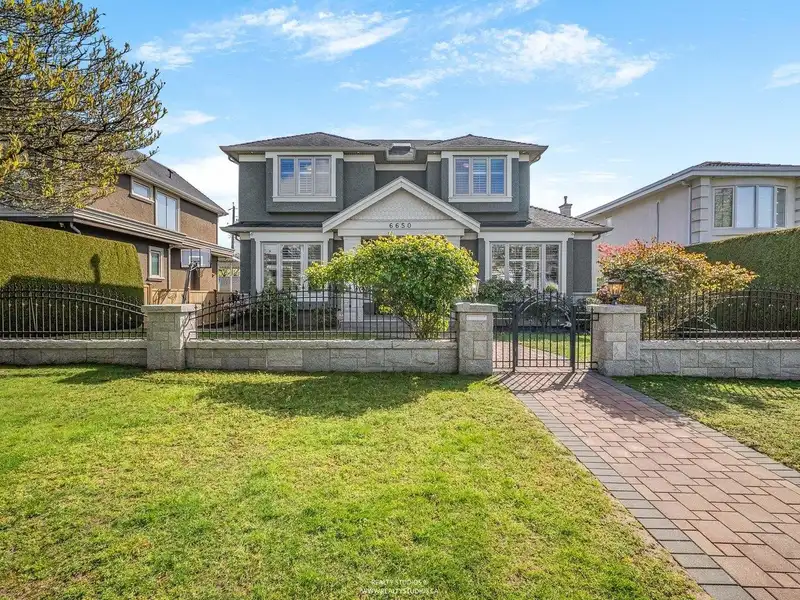 6650 NEAL STREET - photo 2 of 40