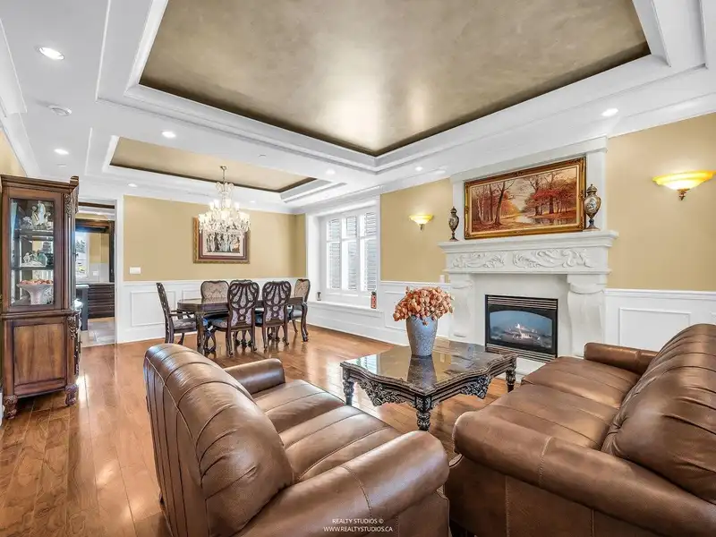 6650 NEAL STREET - photo 4 of 40