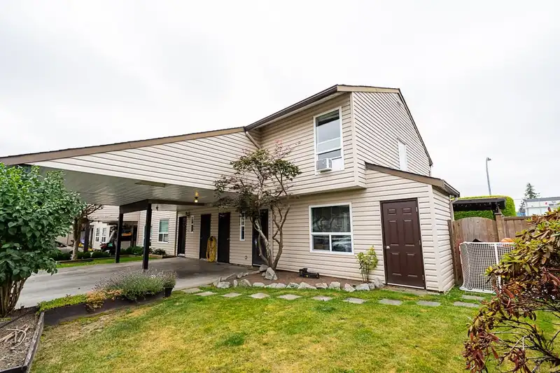 297 27411 28 AVENUE - photo 3 of 36