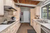 3632 VICTORIA DRIVE - thumbnail 8