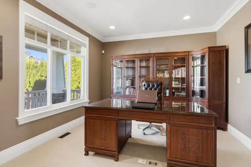 16398 36A AVENUE - photo 4 of 40
