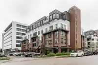 604 8353 200A STREET - thumbnail 1