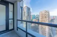 2501 909 MAINLAND STREET - thumbnail 5