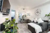 116 20696 EASTLEIGH CRESCENT - thumbnail 3