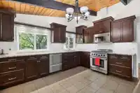 655 MACINTOSH STREET - thumbnail 8