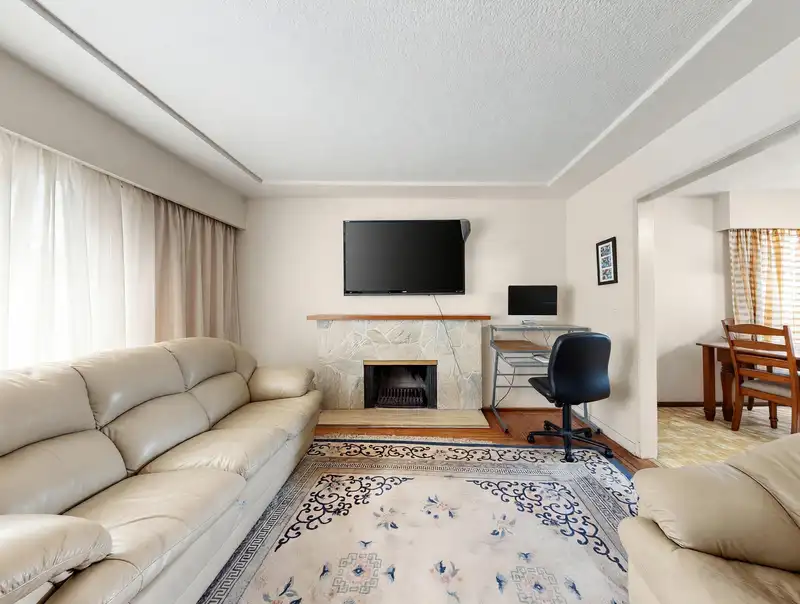 6987 BALMORAL STREET - photo 2 of 40