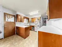 6987 BALMORAL STREET - thumbnail 10