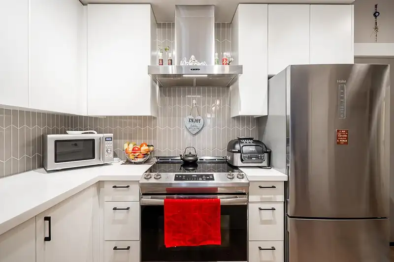 109B 20838 78B AVENUE - photo 2 of 32