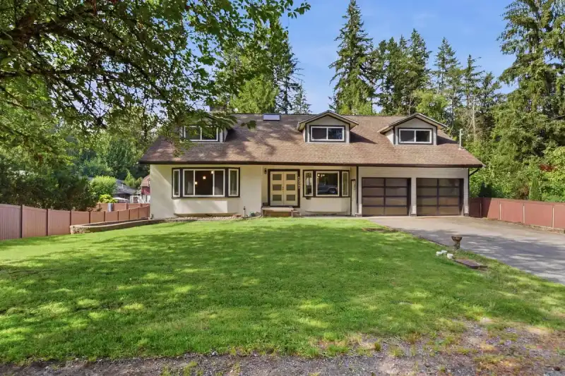 23257 DOGWOOD AVENUE - photo 1 of 40