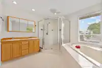 2192 148A STREET - thumbnail 24