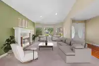 2192 148A STREET - thumbnail 4