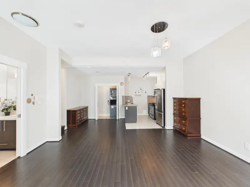 3 6733 BUSWELL STREET - photo 1 of 13