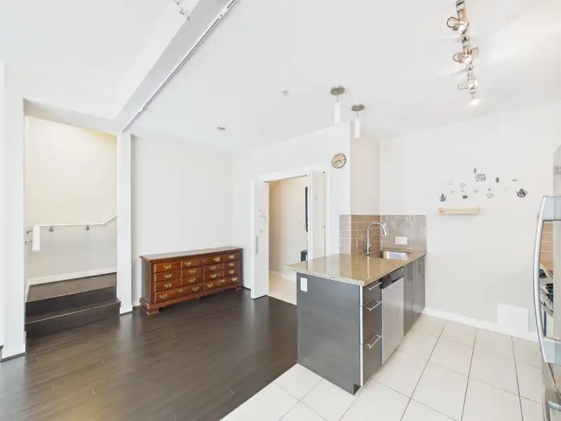 3 6733 BUSWELL STREET - photo 4 of 13
