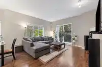 207 3888 NORFOLK STREET - thumbnail 2