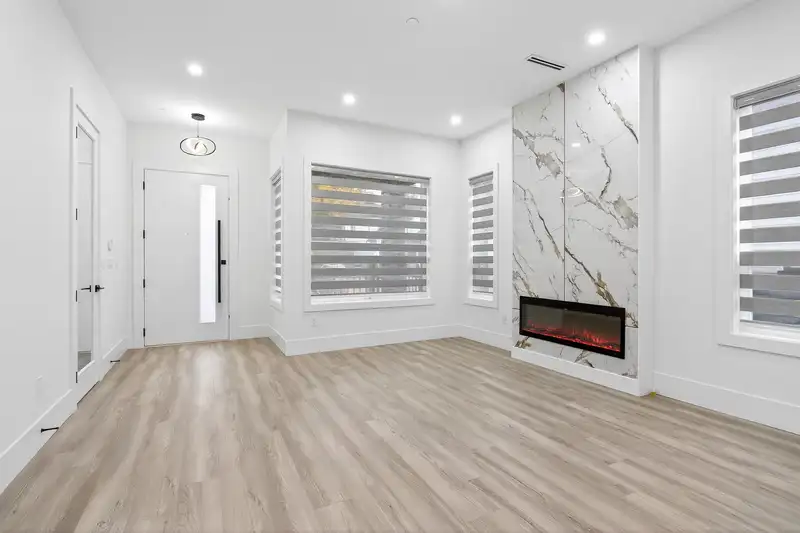 13178 236B STREET - photo 4 of 40