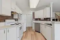 204 5464 201A STREET - thumbnail 10