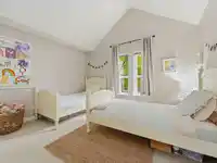 11 2688 MOUNTAIN HIGHWAY - thumbnail 17