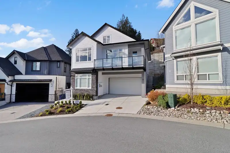 11 4217 OLD CLAYBURN ROAD - photo 2 of 37