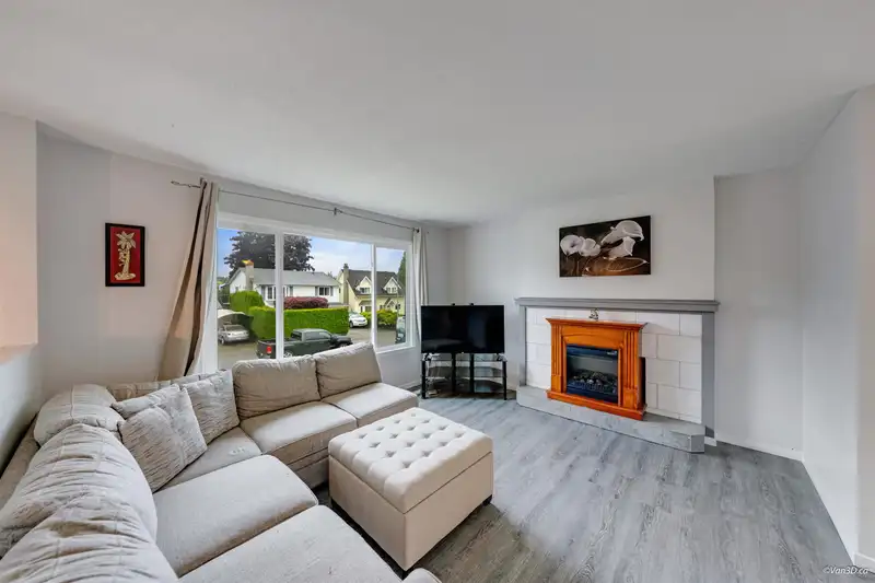 27549 31A AVENUE - photo 3 of 34