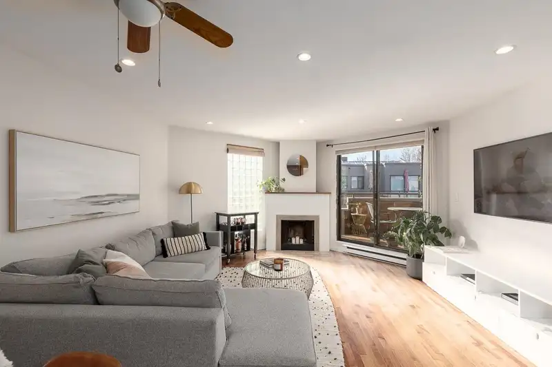 10 766 W 7TH AVENUE - photo 2 of 38