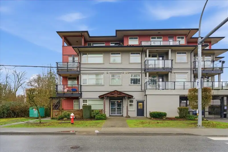 307 22858 LOUGHEED HIGHWAY - photo 1 of 21