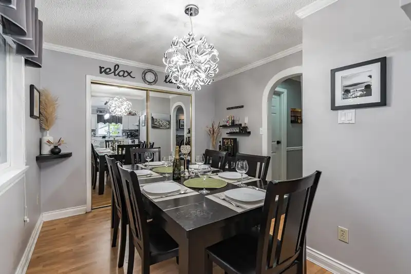7063 129A STREET - photo 4 of 12
