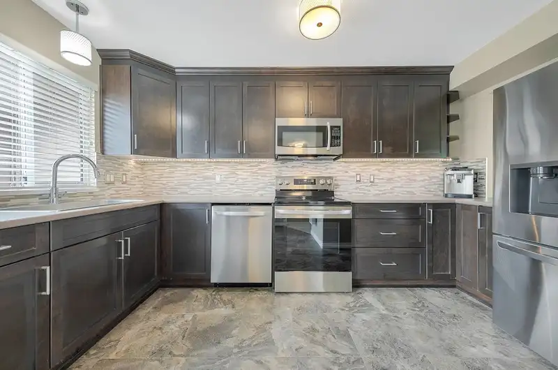 61 2450 LOBB AVENUE - photo 4 of 31