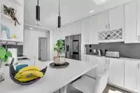8 2425 EDGEMONT BOULEVARD - thumbnail 16