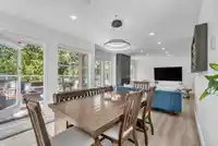 8 2425 EDGEMONT BOULEVARD - thumbnail 17