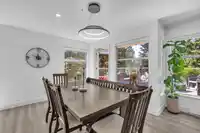 8 2425 EDGEMONT BOULEVARD - thumbnail 18