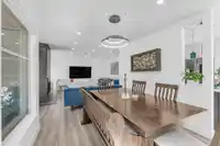 8 2425 EDGEMONT BOULEVARD - thumbnail 9