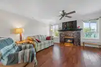 326 19750 64 AVENUE - thumbnail 7