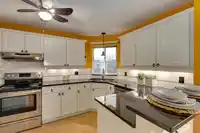 313 5556 201A STREET - thumbnail 8