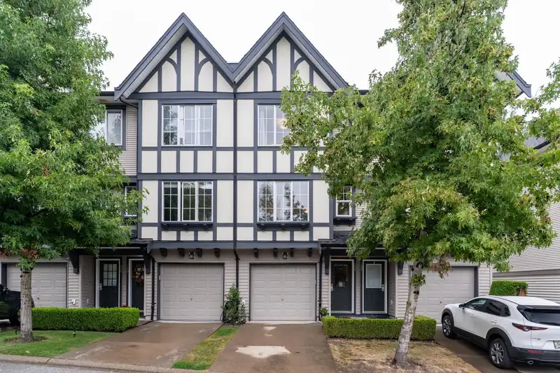 154 20875 80 AVENUE - photo 1 of 39