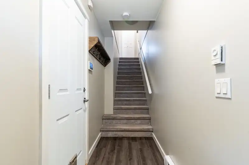 154 20875 80 AVENUE - photo 2 of 39