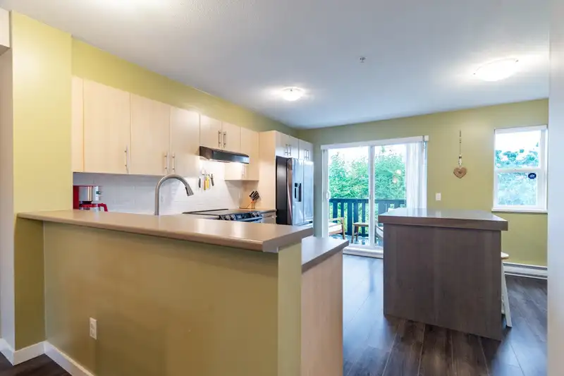 154 20875 80 AVENUE - photo 3 of 39