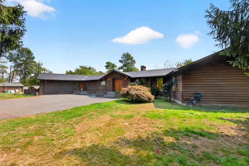 24694 21B AVENUE - photo 4 of 39
