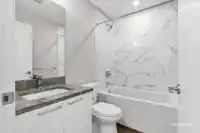 210 20696 EASTLEIGH CRESCENT - thumbnail 4