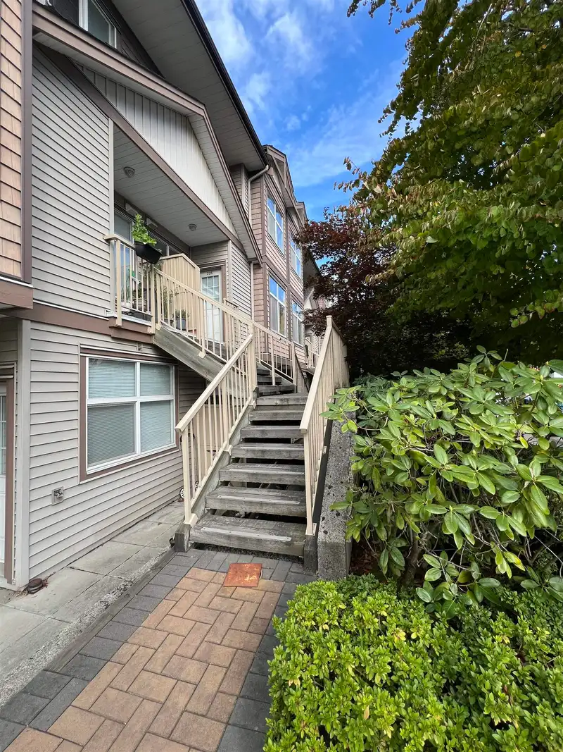 226 5155 WATLING STREET - photo 3 of 3