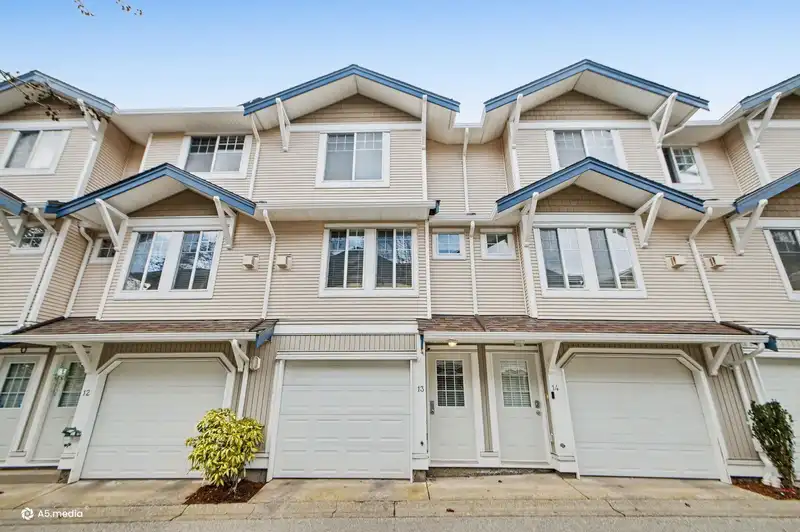 13 6533 121 STREET - photo 1 of 26