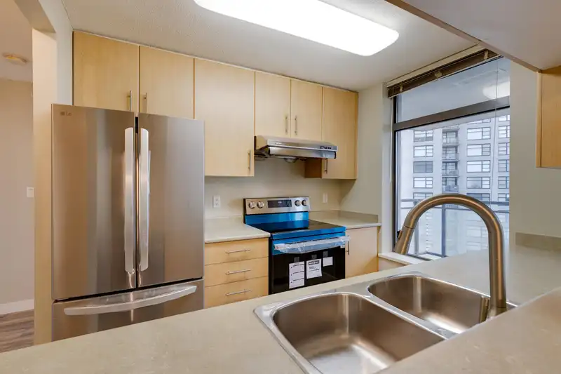 1202 3660 VANNESS AVENUE - photo 4 of 33
