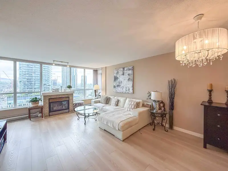 1507 2138 MADISON AVENUE - photo 2 of 21